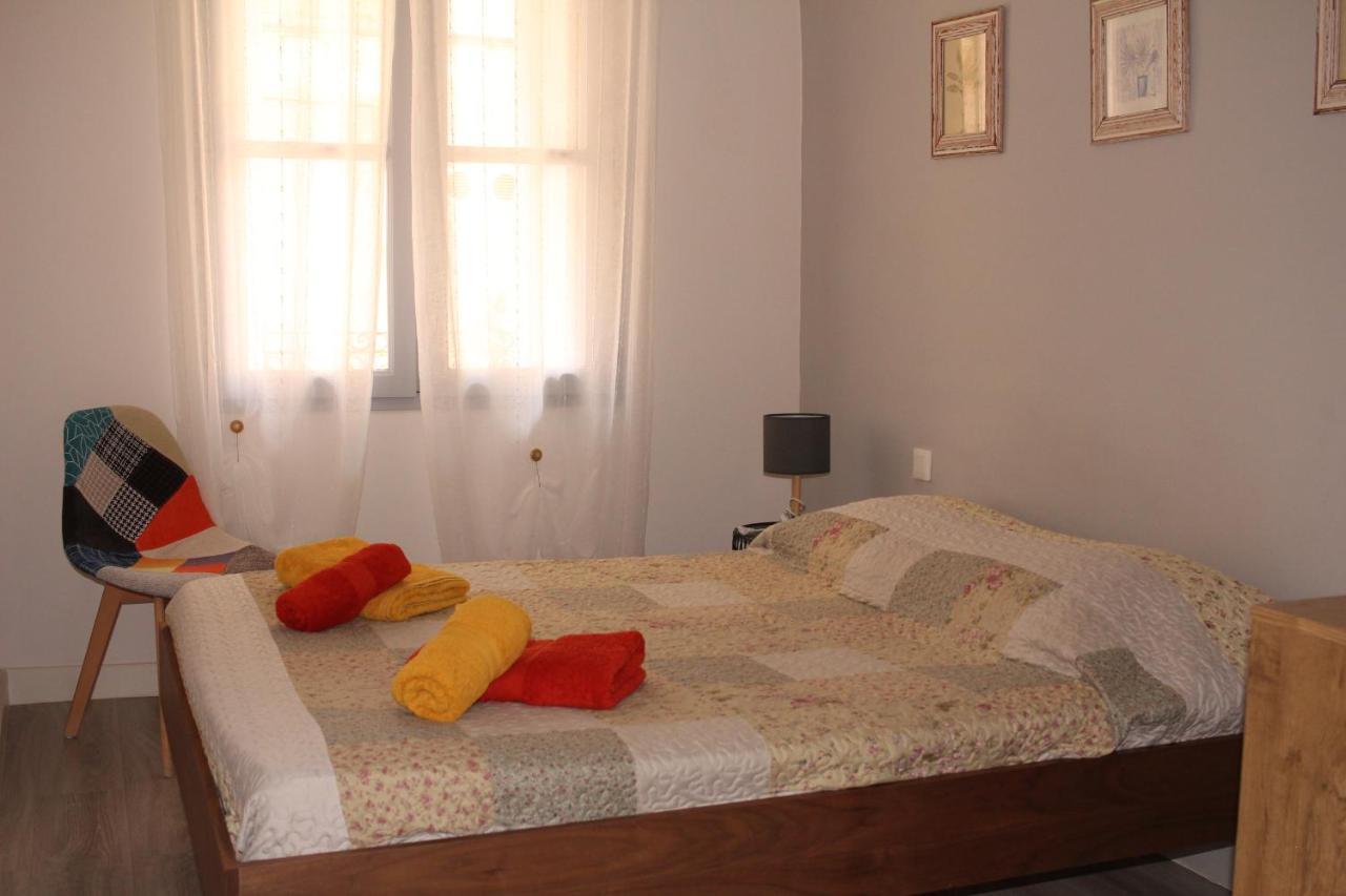 Apartamento Chez Marie Louise Pézenas Exterior foto